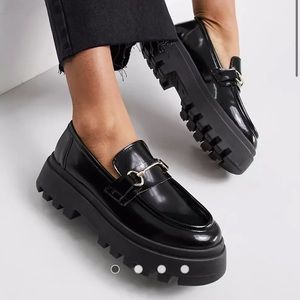 ASOS design Miller chunky loafer in black size 8